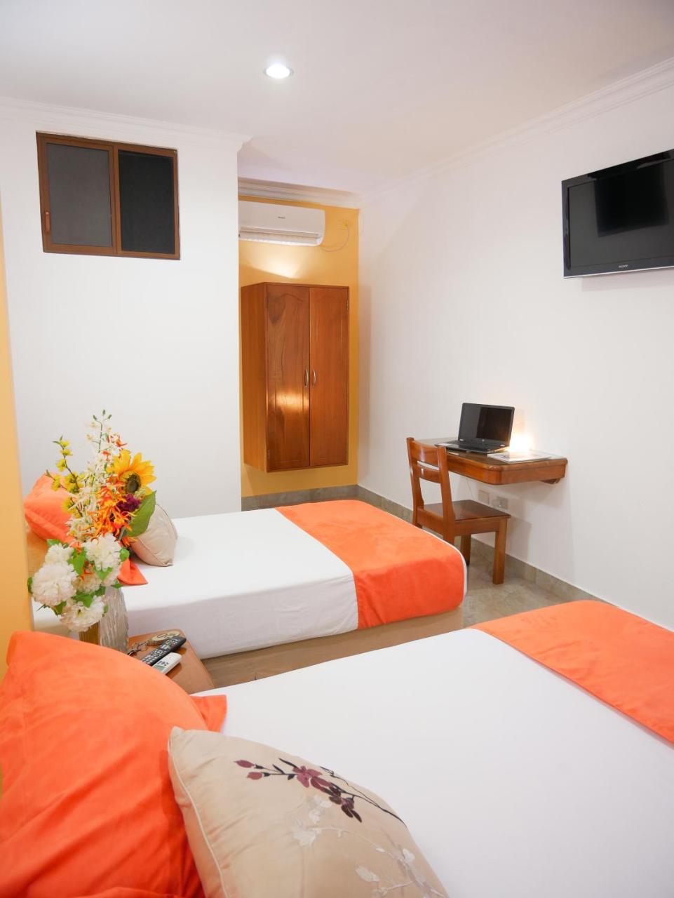 Hostal Espana Пуерто-Айора Екстер'єр фото