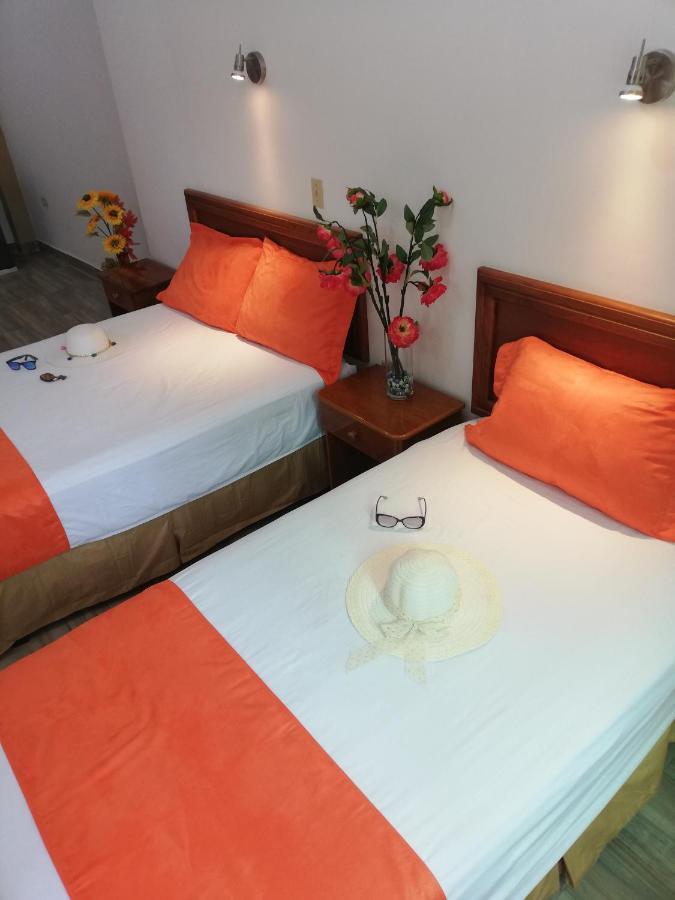Hostal Espana Пуерто-Айора Екстер'єр фото