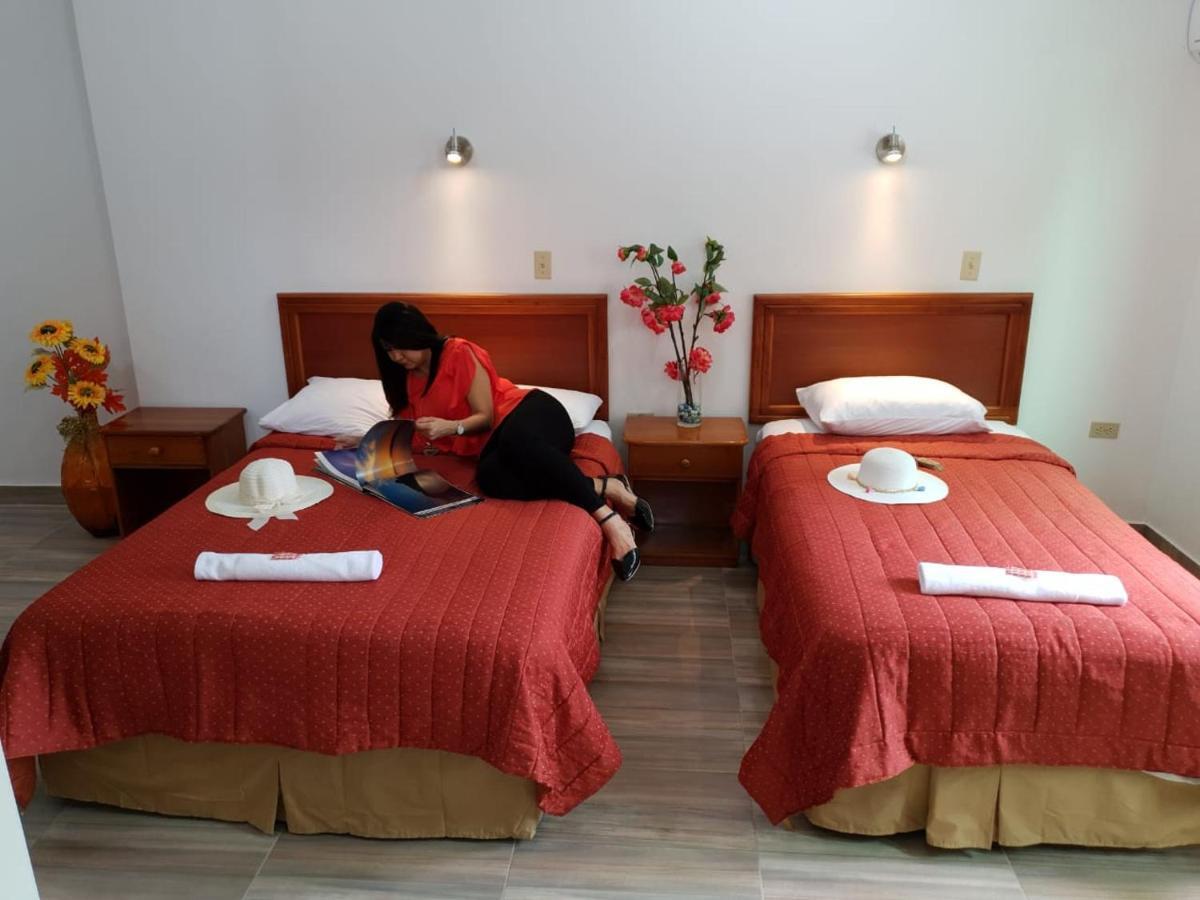 Hostal Espana Пуерто-Айора Екстер'єр фото